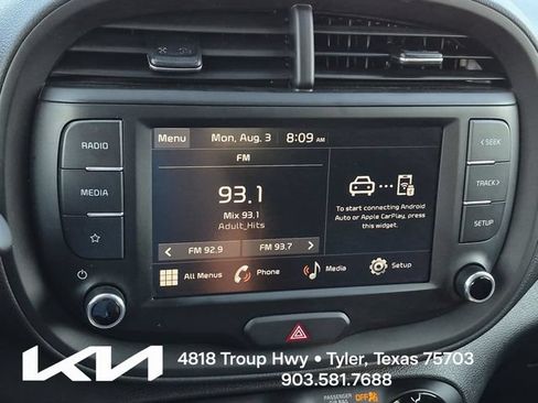 Certified 2025 Kia Soul LX w/ LX Technology Package FWD image 29