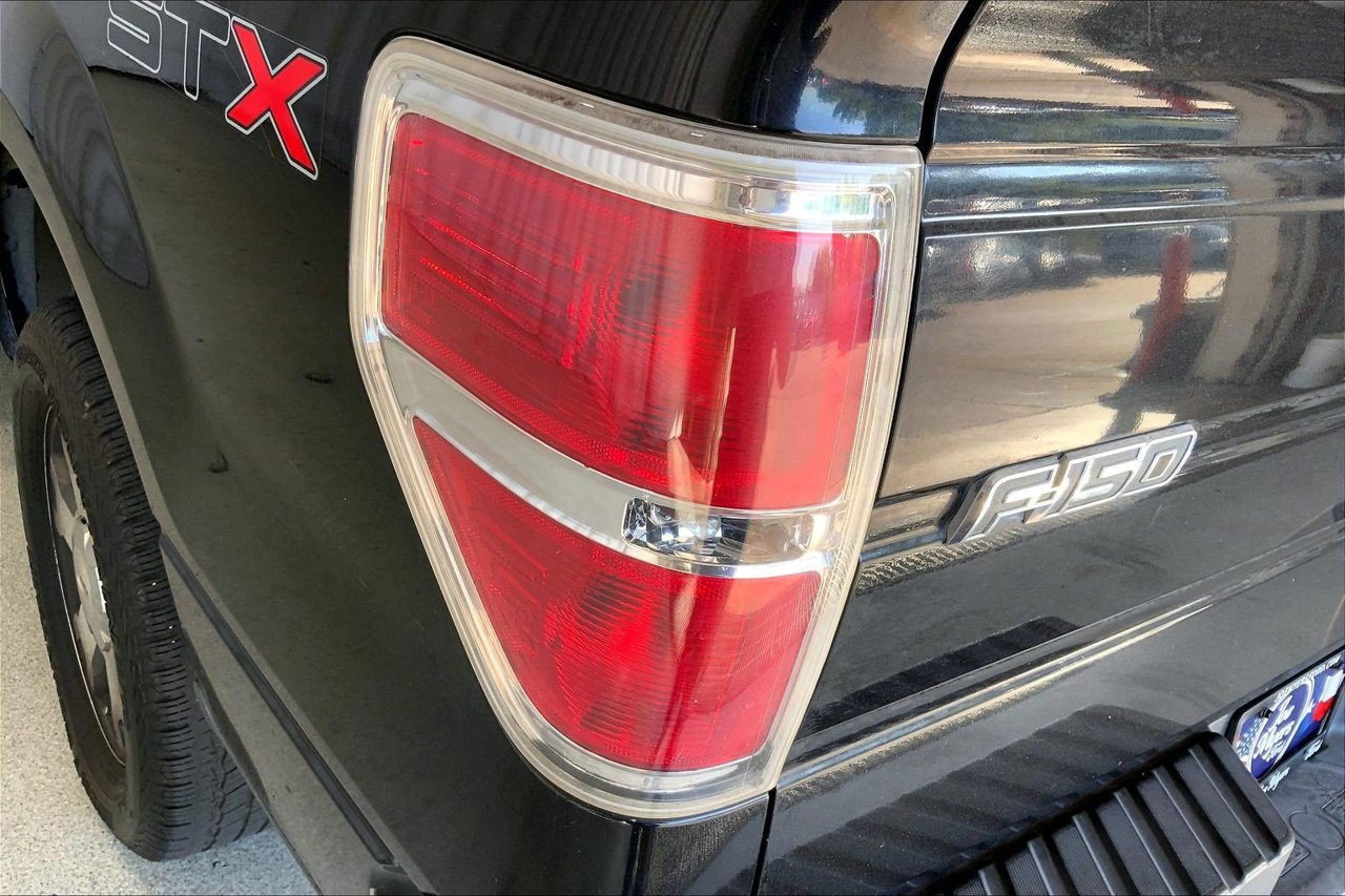Used 2010 Ford F150 STX RWD image 13