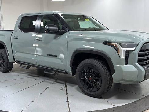 New 2026 Toyota Tundra SR5 image 3