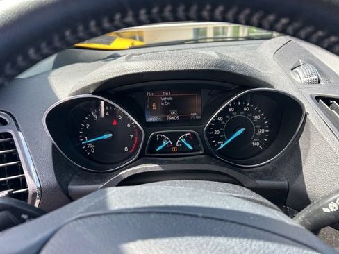 Used 2019 Ford Escape Titanium AWD/4WD image 26