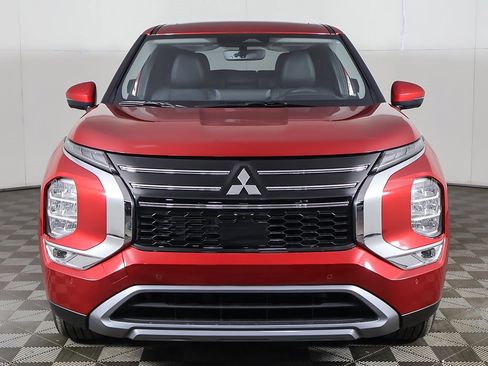 New 2026 Mitsubishi Outlander SE image 13