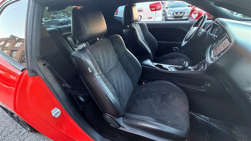Used 2021 Dodge Challenger GT w/ Plus Package RWD image 8