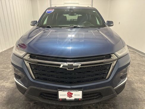 Used 2022 Chevrolet Traverse LT w/ Midnight/Sport Edition AWD/4WD image 2