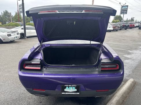 Used 2019 Dodge Challenger SXT w/ Blacktop Package RWD image 6