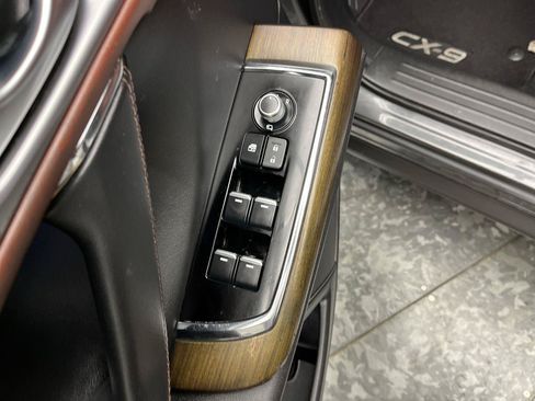 Used 2019 MAZDA CX-9 Signature AWD/4WD image 9