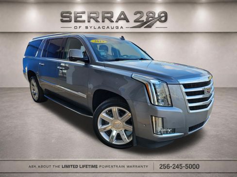 Used 2019 Cadillac Escalade ESV Luxury RWD image 1