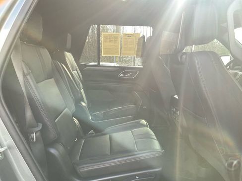 Used 2021 Chevrolet Tahoe RST w/ Luxury Package RWD image 13