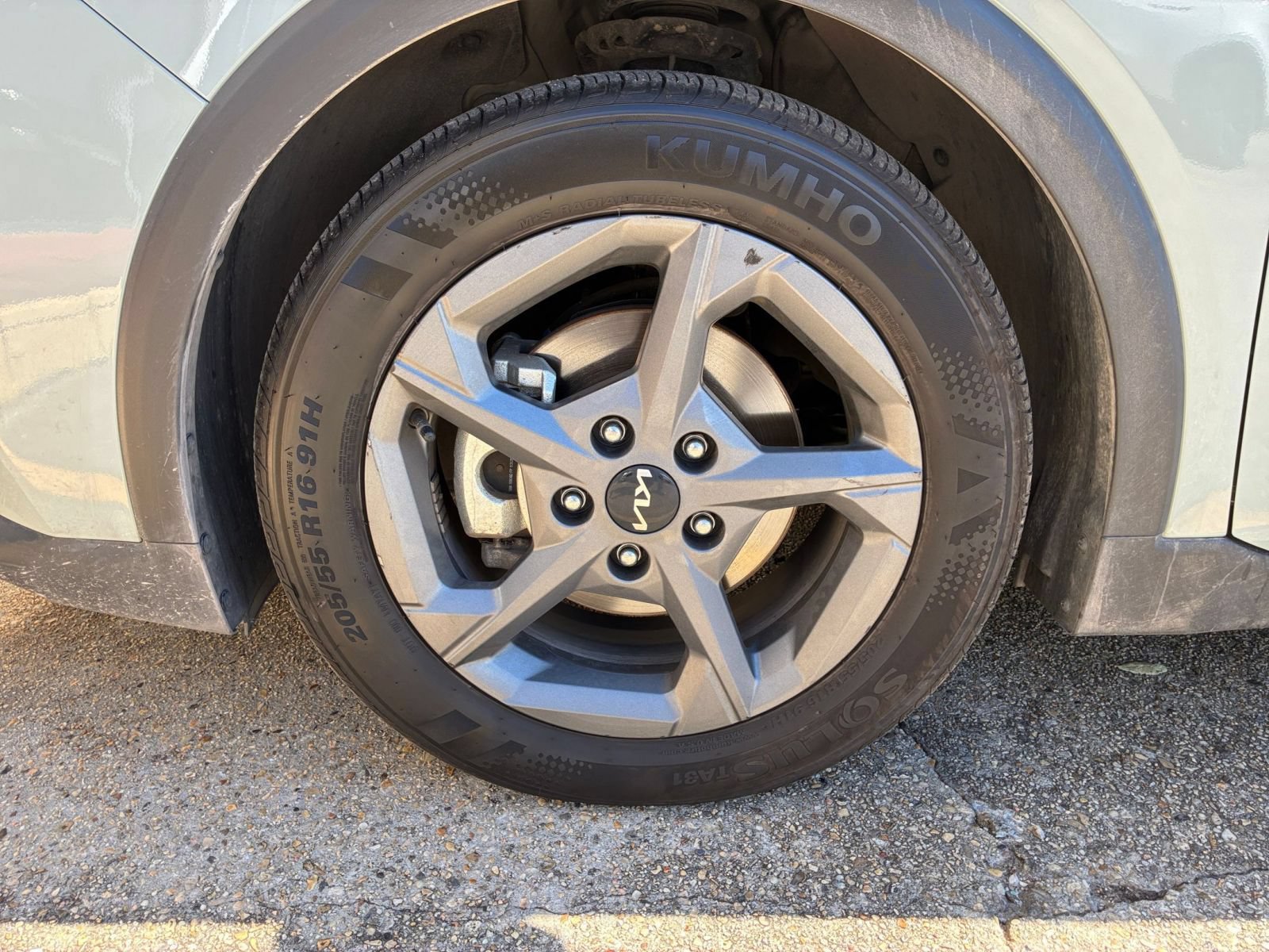 Used 2026 Kia K4 FWD image 28