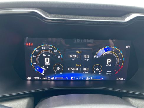 Used 2025 Chevrolet Colorado ZR2 image 15