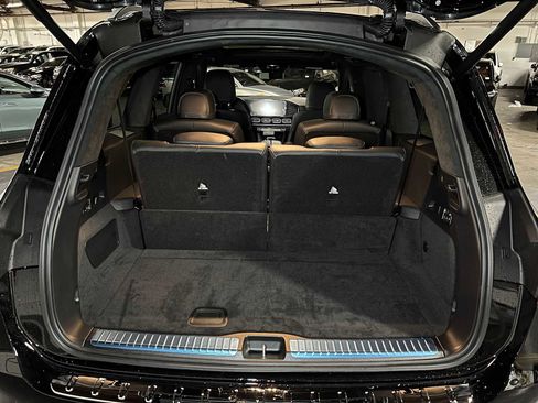 New 2026 Mercedes-Benz GLS 63 AMG 4MATIC image 17