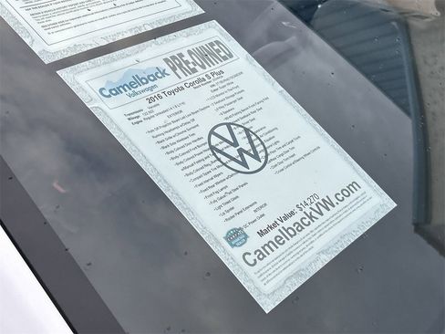 Used 2016 Toyota Corolla image 6