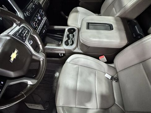 Used 2019 Chevrolet Silverado 1500 LTZ w/ LTZ Premium Package image 11