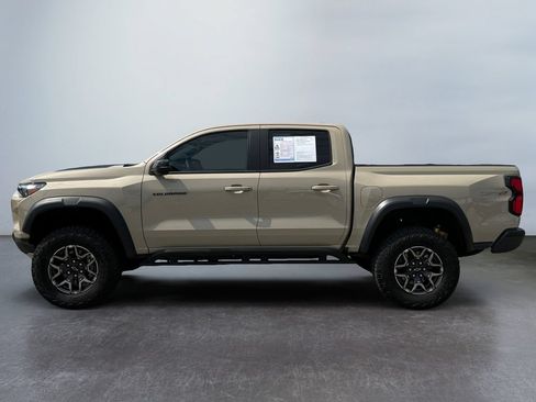 Used 2024 Chevrolet Colorado ZR2 w/ Technology Package AWD/4WD image 6