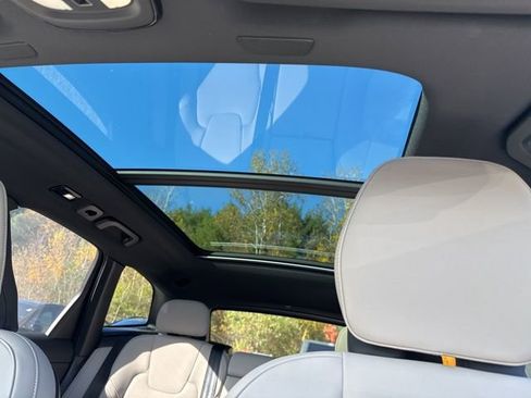 New 2026 Volvo XC60 B5 Plus w/ Protection Package Premier image 13