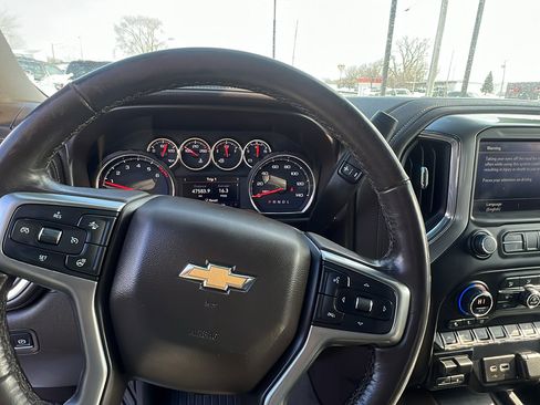 Used 2021 Chevrolet Silverado 1500 LTZ w/ LTZ Premium Package image 13