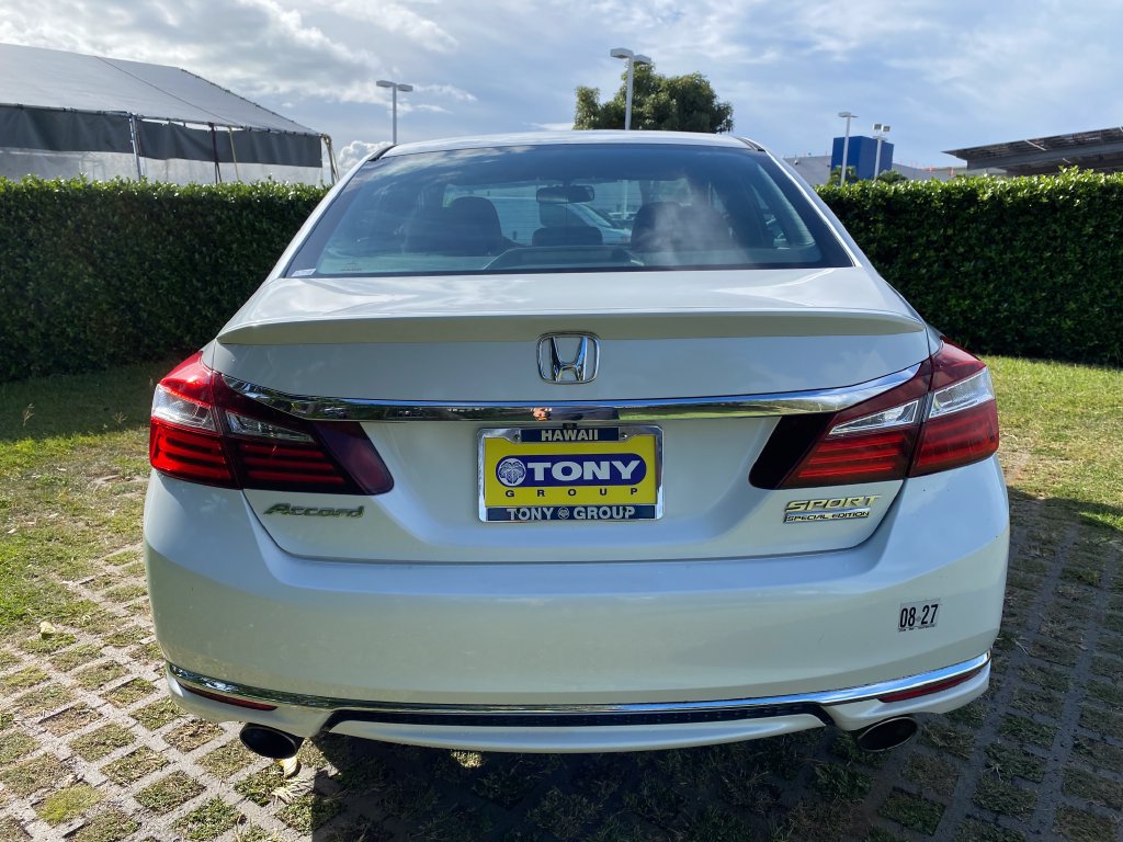 Used 2017 Honda Accord Sport Special Edition image 6