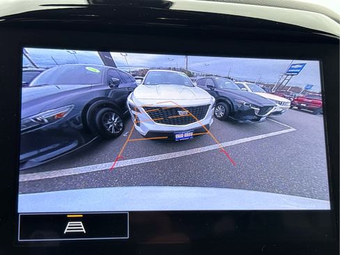 Certified 2023 Chevrolet Traverse LT image 13