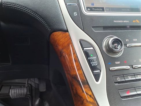 Used 2019 Lincoln Nautilus Select image 19