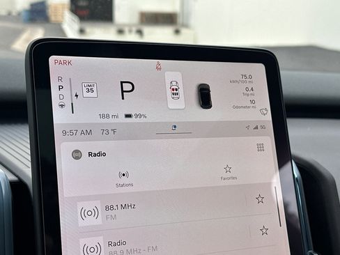 New 2026 Volvo EX30 Cross Country Ultra image 21
