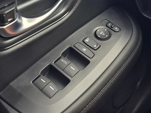 New 2027 Honda HR-V LX image 25