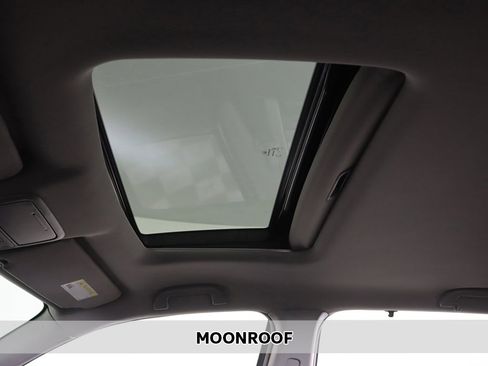 Used 2022 Honda Pilot EX-L image 3