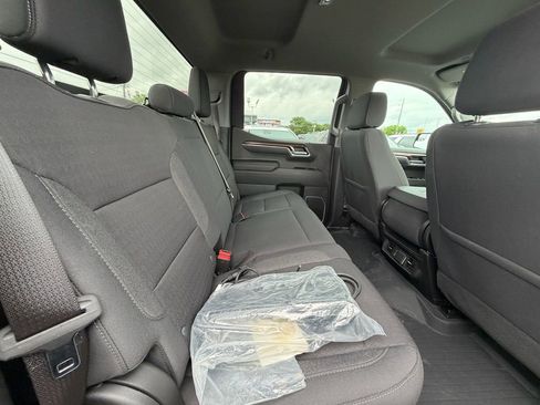 Used 2024 Chevrolet Silverado 1500 RST AWD/4WD image 17