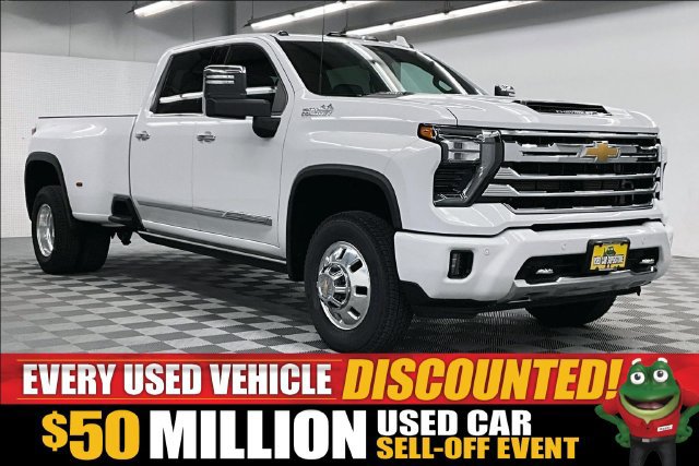 Used 2024 Chevrolet Silverado 3500 High Country w/ High Country Premium Package AWD/4WD image 1