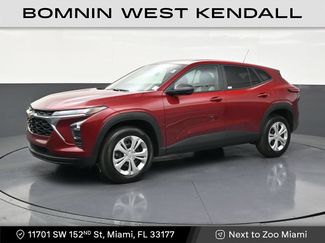 Used 2025 Chevrolet Trax LS FWD video 1