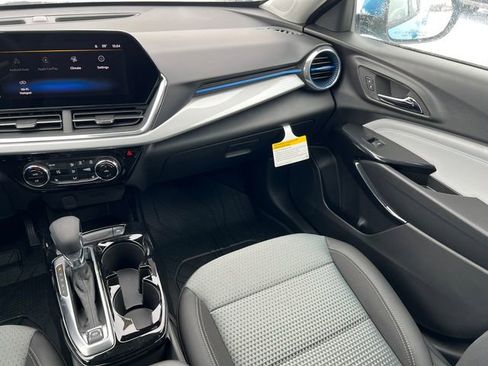 New 2026 Chevrolet Trax LT w/ LT Convenience Package image 31