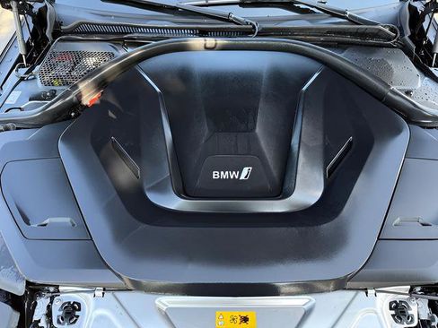 Used 2022 BMW i4 eDrive40 w/ Premium Package image 26
