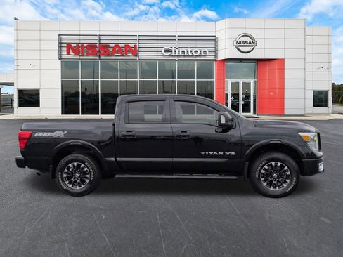 Used 2019 Nissan Titan PRO-4X w/ Pro-4x Utility Package AWD/4WD image 2
