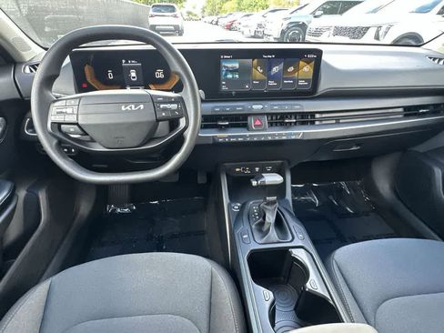 Certified 2025 Kia K4 FWD image 25