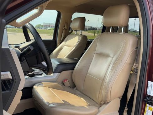 Used 2017 Ford F150 Lariat image 6