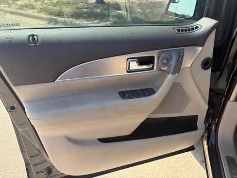 Used 2015 Lincoln MKX FWD image 17