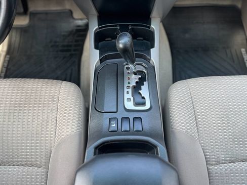 Used 2006 Toyota 4Runner SR5 AWD/4WD image 18