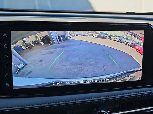 Used 2023 Nissan Ariya FWD image 25