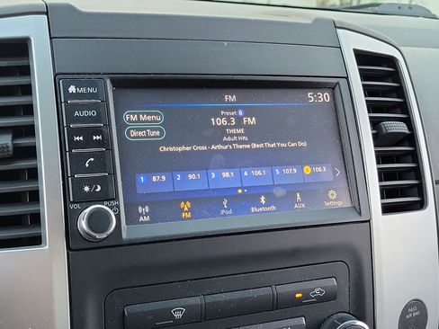 Used 2019 Nissan Frontier SV image 27