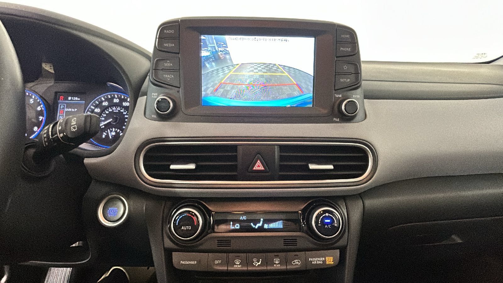 Used 2021 Hyundai Kona Limited AWD/4WD image 27