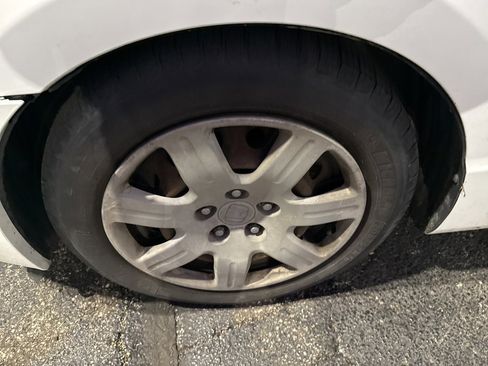 Used 2007 Honda Civic LX image 2