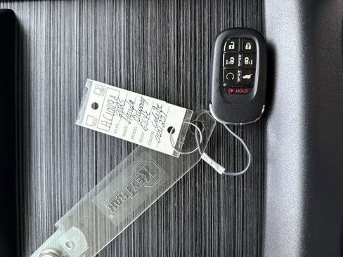 New 2025 Honda Odyssey Elite image 29
