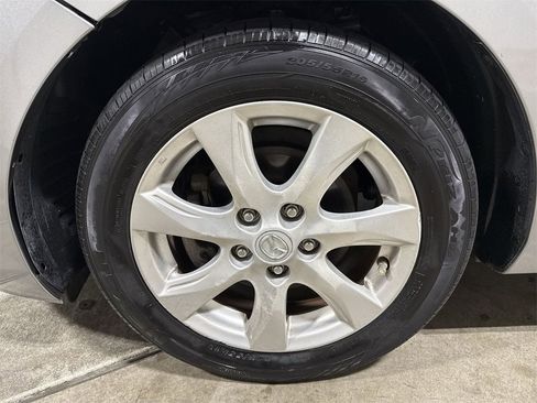 Used 2011 MAZDA MAZDA3 i Touring image 25