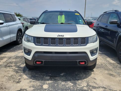 Used 2020 Jeep Compass Trailhawk AWD/4WD image 2
