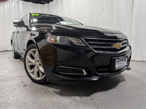 Used 2016 Chevrolet Impala LT w/ Leather Package image 2