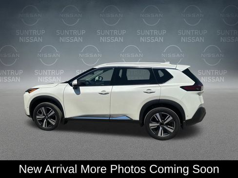 Used 2023 Nissan Rogue SL w/ SL Premium Package AWD/4WD image 3