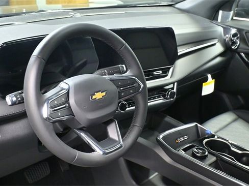 New 2026 Chevrolet Equinox LT w/ Convenience Package II image 15