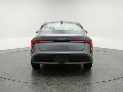 Used 2025 Kia K4 LXS image 7
