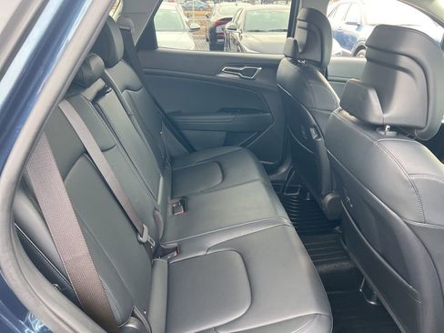 Certified 2023 Kia Sportage EX image 13