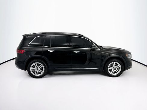 Used 2023 Mercedes-Benz GLB 250 image 4