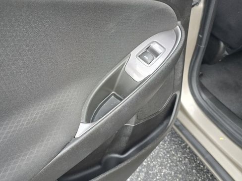 Used 2022 Chevrolet Malibu LT w/ Sport Edition image 13