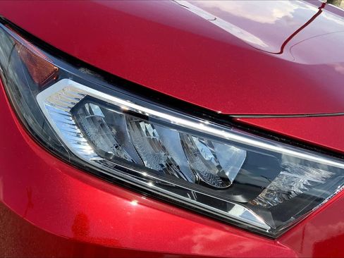 Used 2021 Toyota RAV4 XLE Premium FWD image 25